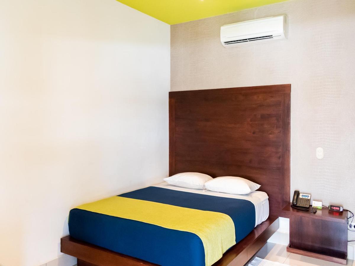 Hotel Agualcas Managua Exterior photo